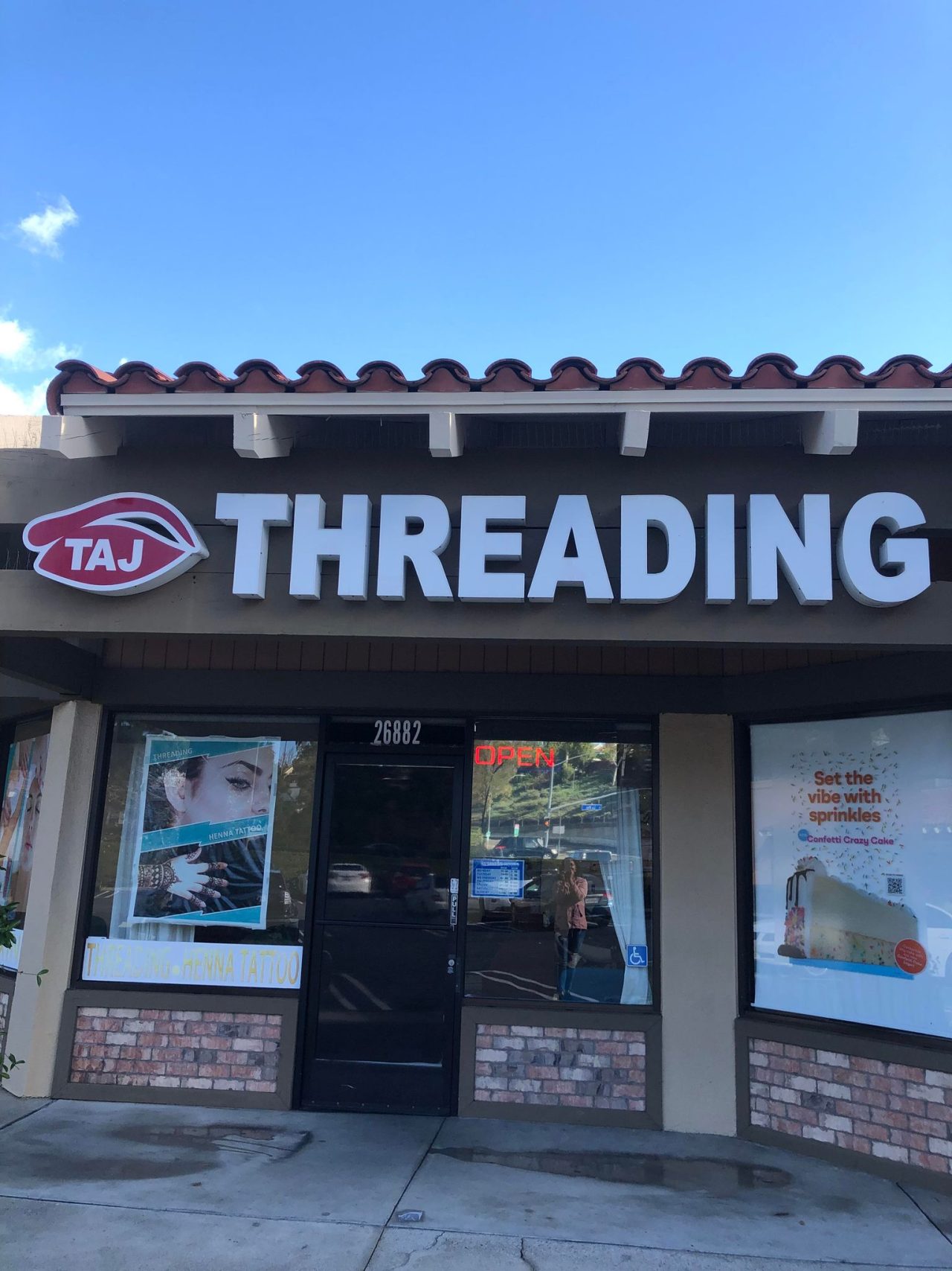 Taj Threading Your destination for eyebrow and full face threading in